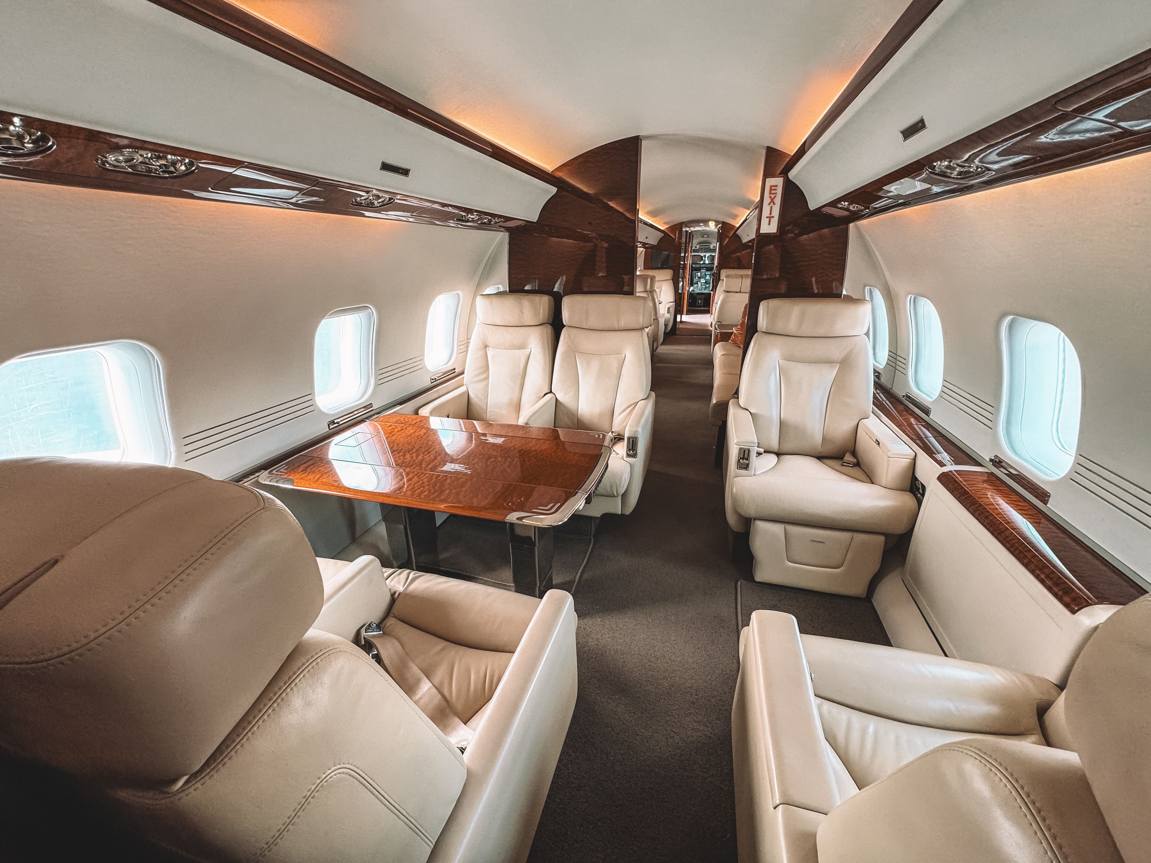 Interior Aircraft Cleaning